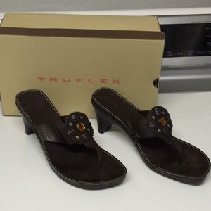 Women’s Sandels SZ  8 1/2